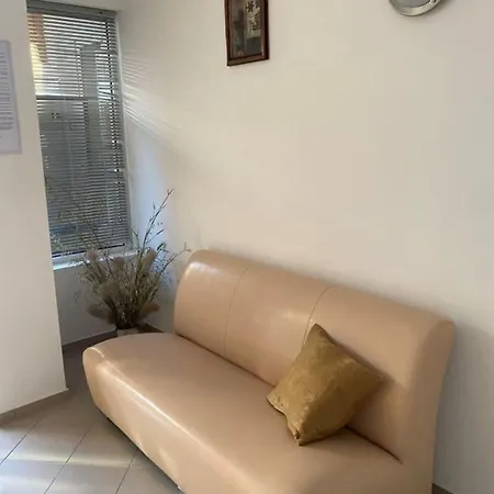 Canavan's Casa de hóspedes Ravda