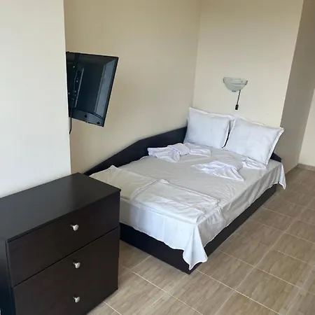 Canavan's - In 2 Minutes, Free Parking&wifi 4* Равда