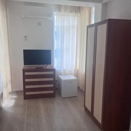 Хотел Canavan'S - Beach - 200 Meters Away, Free Parking And Wifi Rawda