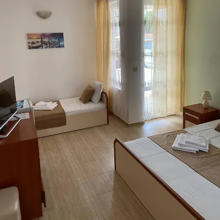 Хотел Canavan'S - Beach - 200 Meters Away, Free Parking And Wifi Rawda