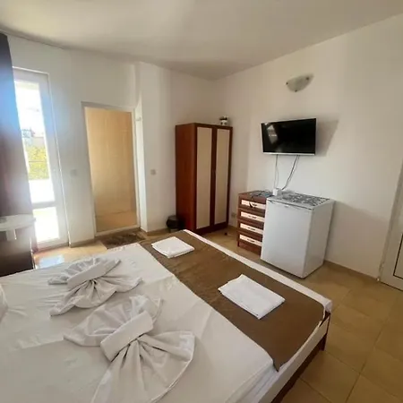 Хотел Canavan'S - Beach - 200 Meters Away, Free Parking And Wifi